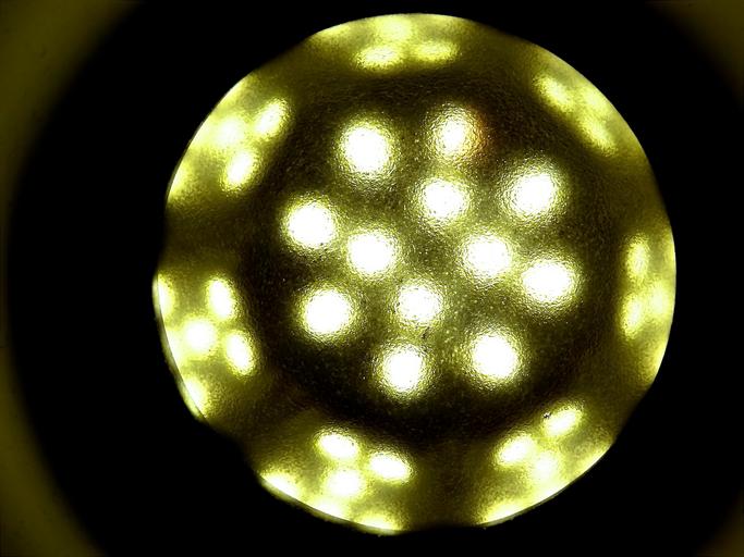 LED, svetlo emitujúce diódy.jpg